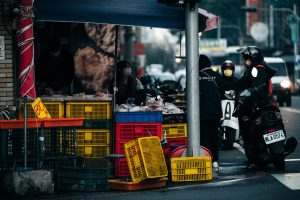 The Essential Guide to Buying and Selling Items on Marketplace Apps