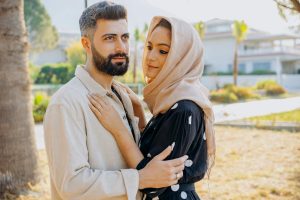 A philosophical look at the relationship between humans and software