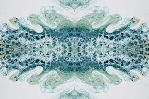 Mastering the art of mixing prints and patterns flawlessly